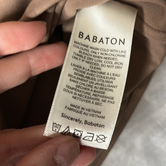 Aritzia Babaton Crew in Camel - Picture 5 of 5